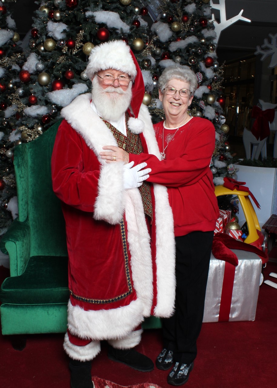 Professional Santa Claus portrait for ImSanta client reviews
