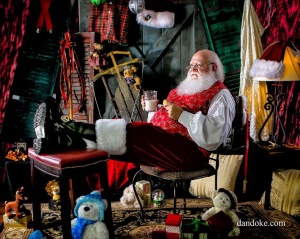 Professional Santa Claus performer photo on the ImSanta contact and booking page