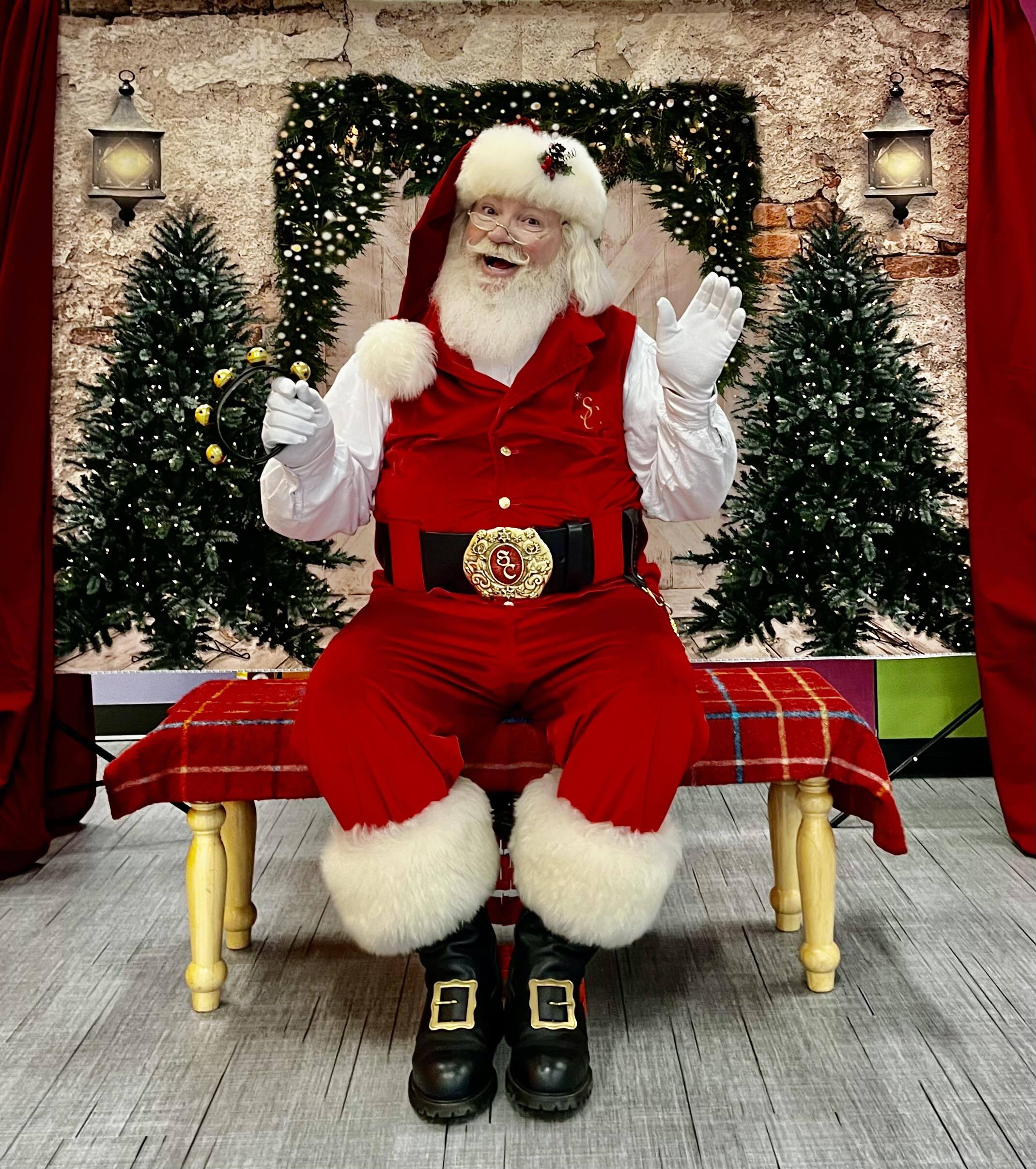Professional Santa in San Antonio TX for holiday storytelling portraits polished guest interaction and direct booking support