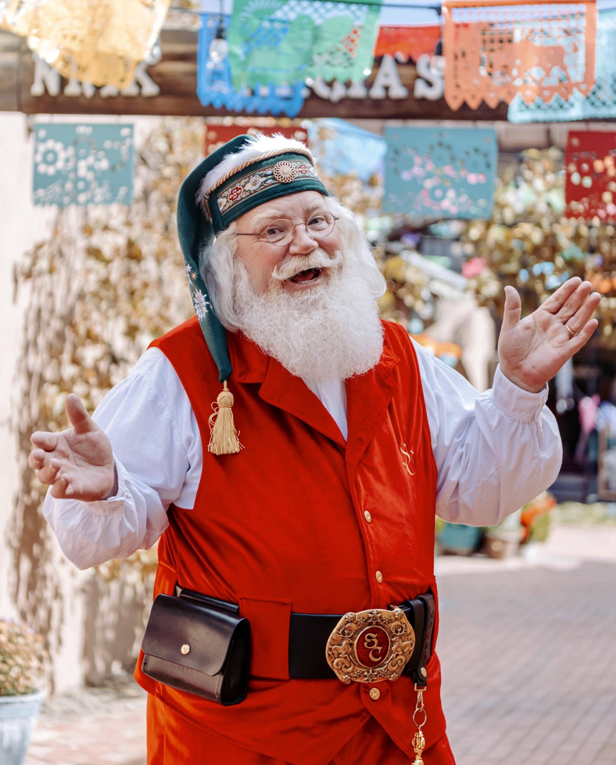 Professional Santa in Seattle WA for public holiday market appearances and festive event bookings